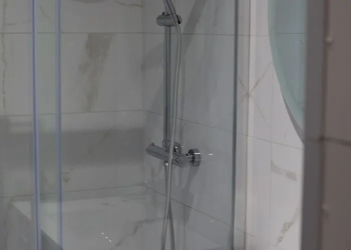 Appartement Avec Garage Privé - Latre Location