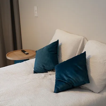 Apartment Avec Garage Prive - Latre Location *