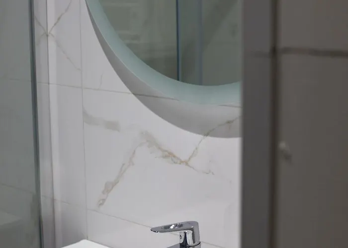 Florence Et Nadine - Latre Location Lourdes